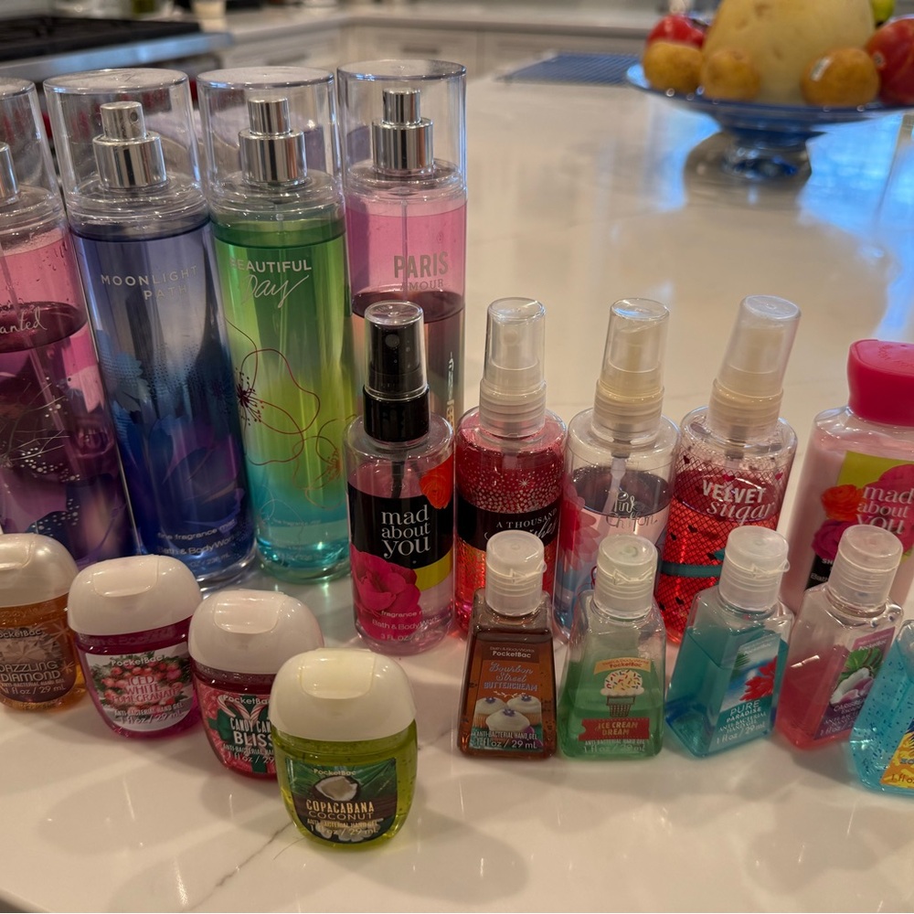 Bath & Body Works RARE PocketBacs - Picture 2 of 2